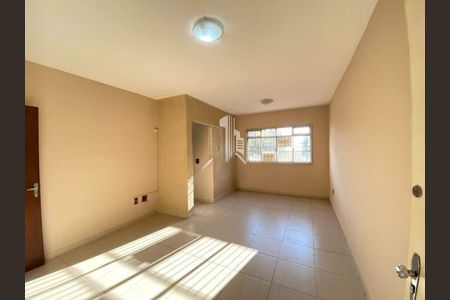 Apartamento à venda com 76m², 2 quartos e sem vaga