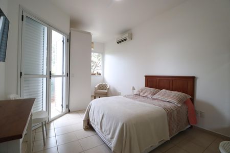 Casa para alugar com 322m², 4 quartos e 4 vagasSuíte 2