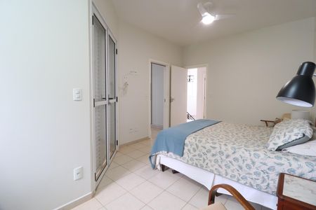 Casa para alugar com 322m², 4 quartos e 4 vagasSuíte 1