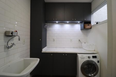 Casa para alugar com 322m², 4 quartos e 4 vagasÁrea de Serviço