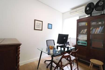 Casa para alugar com 322m², 4 quartos e 4 vagasQuarto 1