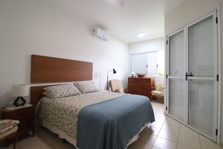 Casa para alugar com 322m², 4 quartos e 4 vagasSuíte 1