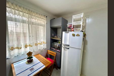 Apartamento à venda com 59m², 2 quartos e 1 vagaCozinha