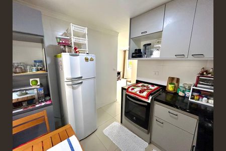Apartamento à venda com 59m², 2 quartos e 1 vagaCozinha