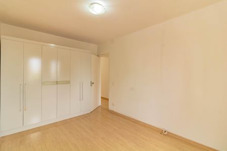 Quarto 1 de apartamento para alugar com 2 quartos, 70m² em Vila Santa Catarina, São Paulo