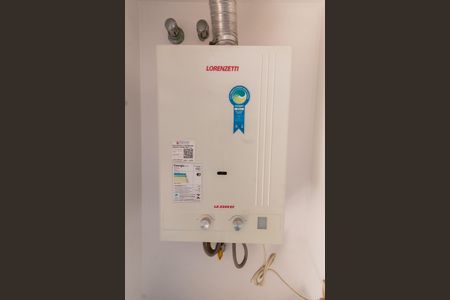 Casa de condomínio à venda com 180m², 3 quartos e 4 vagasÁREA DE SERVIÇO