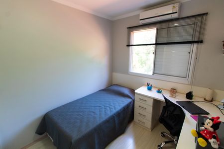 Casa de condomínio à venda com 180m², 3 quartos e 4 vagasQUARTO