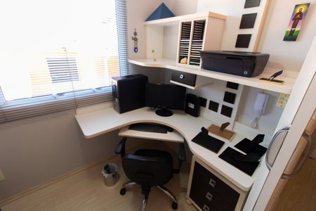 Casa de condomínio à venda com 180m², 3 quartos e 4 vagasESCRITÓRIO