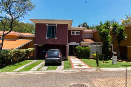 Casa de condomínio à venda com 180m², 3 quartos e 4 vagasFACHADA
