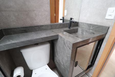 Apartamento para alugar com 55m², 2 quartos e 1 vagaBanheiro Social