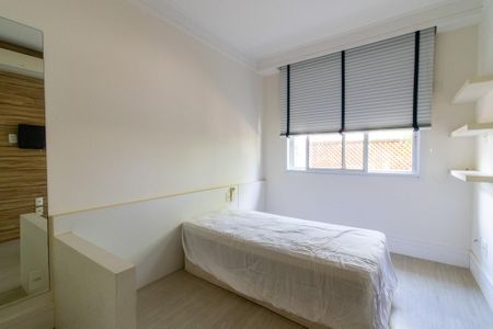 Casa de condomínio à venda com 320m², 4 quartos e 6 vagas Casa de condomínio à venda com 320m², 4 quartos e 6 vagasSuite 3