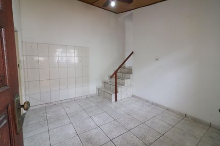 Sala de casa para alugar com 2 quartos, 120m² em Cipava, Osasco