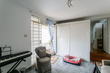 Casa à venda com 243m², 4 quartos e 3 vagasQuarto 4