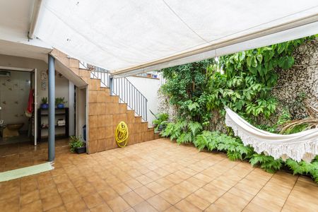 Casa à venda com 243m², 4 quartos e 3 vagasQuintal