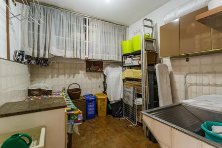 Casa à venda com 243m², 4 quartos e 3 vagasÁrea de Serviço