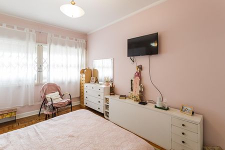 Casa à venda com 243m², 4 quartos e 3 vagasQuarto 1