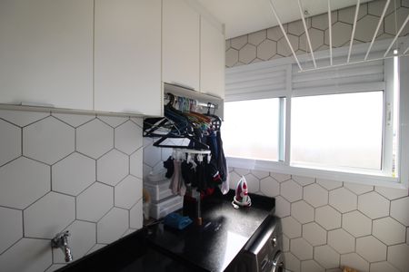 Apartamento à venda com 90m², 3 quartos e 2 vagasSala / Cozinha