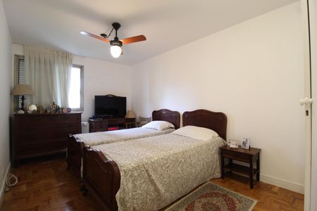 Apartamento à venda com 138m², 3 quartos e 1 vagaQuarto 2