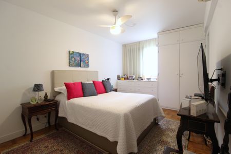 Apartamento à venda com 138m², 3 quartos e 1 vagaQuarto 3 - Suíte