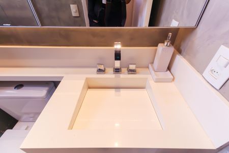 Apartamento à venda com 70m², 2 quartos e 2 vagasBanheiro da Suíte 1