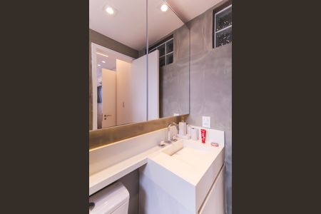 Apartamento à venda com 70m², 2 quartos e 2 vagasBanheiro da Suíte 1