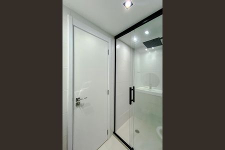 Studio para alugar com 25m², 1 quarto e sem vaga Studio para alugar com 25m², 1 quarto e sem vagaBanheiro Social
