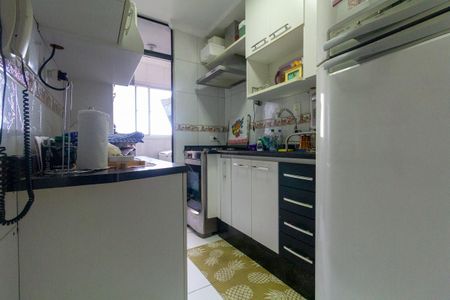 Apartamento à venda com 49m², 2 quartos e 1 vagaCozinha