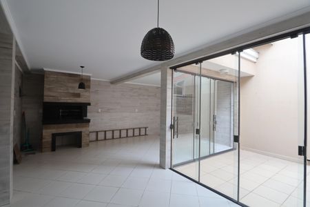 Casa de condomínio à venda com 173m², 3 quartos e 2 vagasÁrea comum - Churrasqueira
