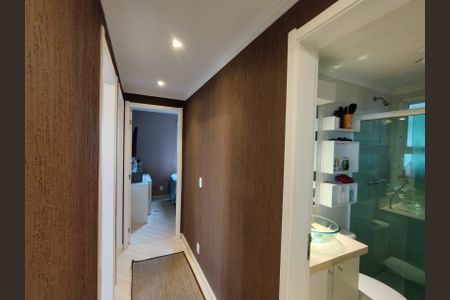 Apartamento à venda com 65m², 3 quartos e 1 vagaCorredor 