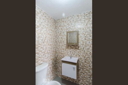 Casa à venda com 220m², 4 quartos e 3 vagasBanheiro de serviço | Casa 2