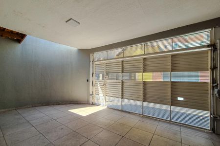 Casa à venda com 220m², 4 quartos e 3 vagasGaragem casa 1