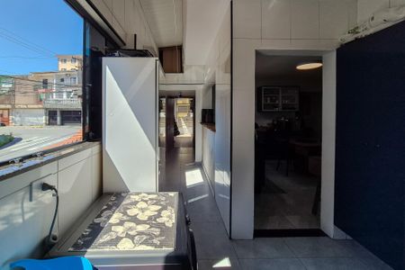 Casa à venda com 220m², 4 quartos e 3 vagasÁrea de Serviço (Casa 1 )