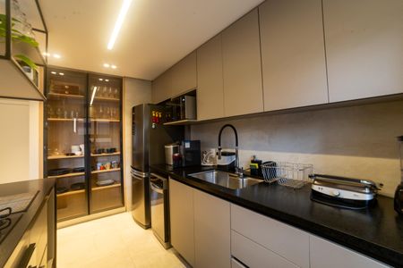 Apartamento à venda com 80m², 2 quartos e 2 vagasCozinha