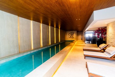 Apartamento à venda com 80m², 2 quartos e 2 vagasÁrea comum - Piscina