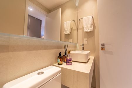 Apartamento à venda com 80m², 2 quartos e 2 vagasLavabo