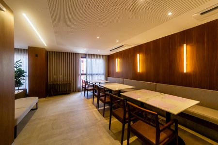 Apartamento à venda com 80m², 2 quartos e 2 vagasÁrea comum - Salão de festas