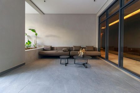 Apartamento à venda com 330m², 4 quartos e 4 vagas Apartamento à venda com 330m², 4 quartos e 4 vagasHall Social