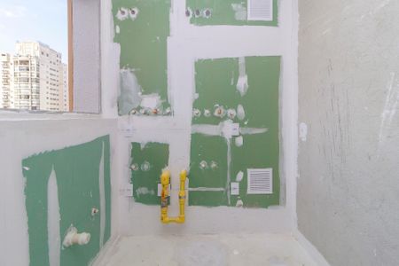 Apartamento à venda com 330m², 4 quartos e 4 vagas Apartamento à venda com 330m², 4 quartos e 4 vagasÁrea de Serviço