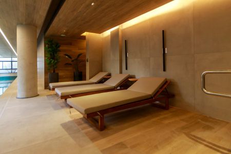 Apartamento à venda com 330m², 4 quartos e 4 vagas Apartamento à venda com 330m², 4 quartos e 4 vagasPiscina Coberta