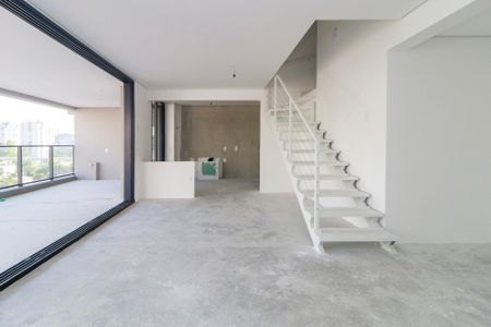 Apartamento à venda com 330m², 4 quartos e 4 vagas Apartamento à venda com 330m², 4 quartos e 4 vagasSala