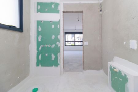 Apartamento à venda com 330m², 4 quartos e 4 vagas Apartamento à venda com 330m², 4 quartos e 4 vagasSuíte 1 - Banheiro