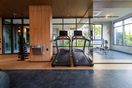 Apartamento à venda com 330m², 4 quartos e 4 vagas Apartamento à venda com 330m², 4 quartos e 4 vagasAcademia