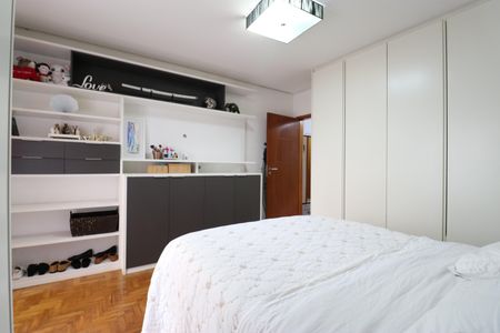 Casa à venda com 110m², 2 quartos e 1 vagaSuíte 2