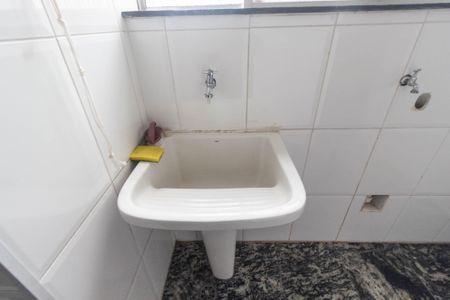 Apartamento à venda com 80m², 3 quartos e 1 vagaÁrea de Serviço