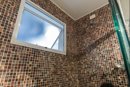 Apartamento à venda com 101m², 2 quartos e 1 vaga Apartamento à venda com 101m², 2 quartos e 1 vagaBanheiro da Suíte