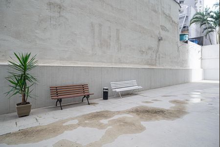 Apartamento à venda com 101m², 2 quartos e 1 vaga Apartamento à venda com 101m², 2 quartos e 1 vagaÁrea comum - Pátio