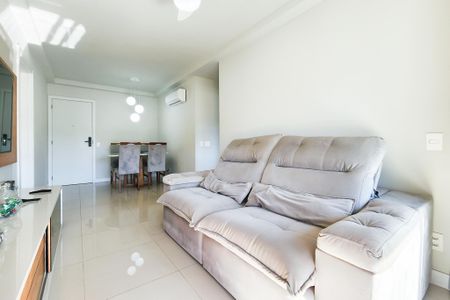 Apartamento à venda com 72m², 2 quartos e 1 vaga Apartamento à venda com 72m², 2 quartos e 1 vagaSala