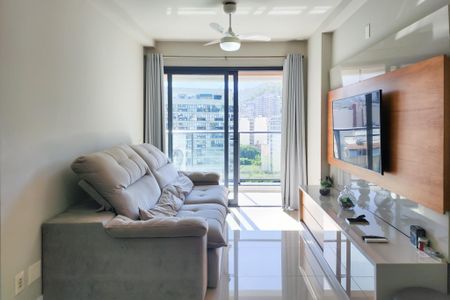 Apartamento à venda com 72m², 2 quartos e 1 vaga Apartamento à venda com 72m², 2 quartos e 1 vagaSala