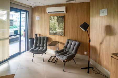 Apartamento à venda com 72m², 2 quartos e 1 vaga