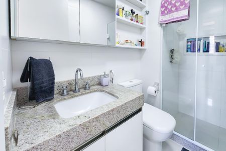 Apartamento à venda com 72m², 2 quartos e 1 vaga Apartamento à venda com 72m², 2 quartos e 1 vagaBanheiro